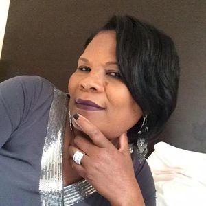 Meet your Posher, Josette